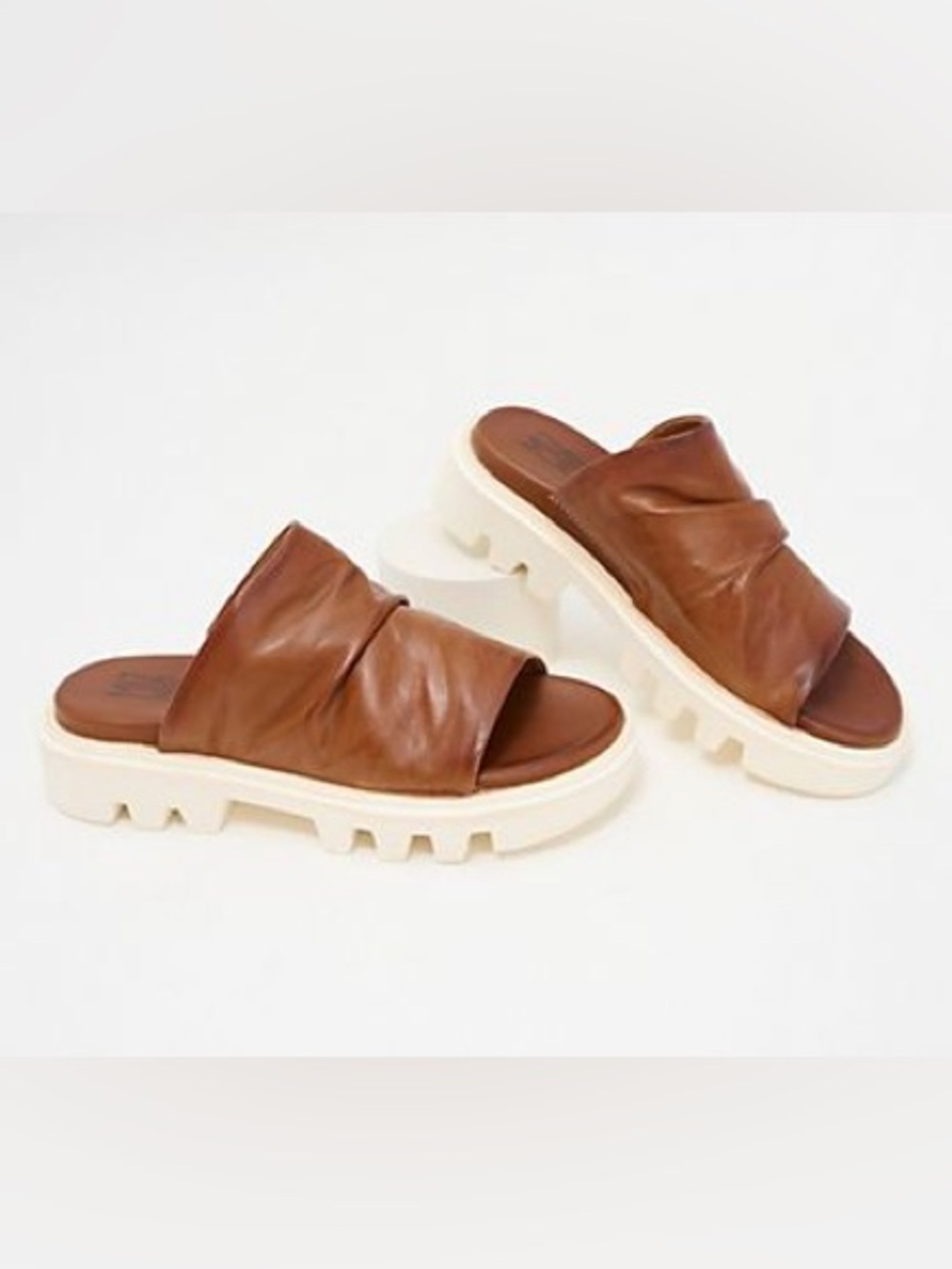 Miz Mooz leather sandals size 8 new without box
